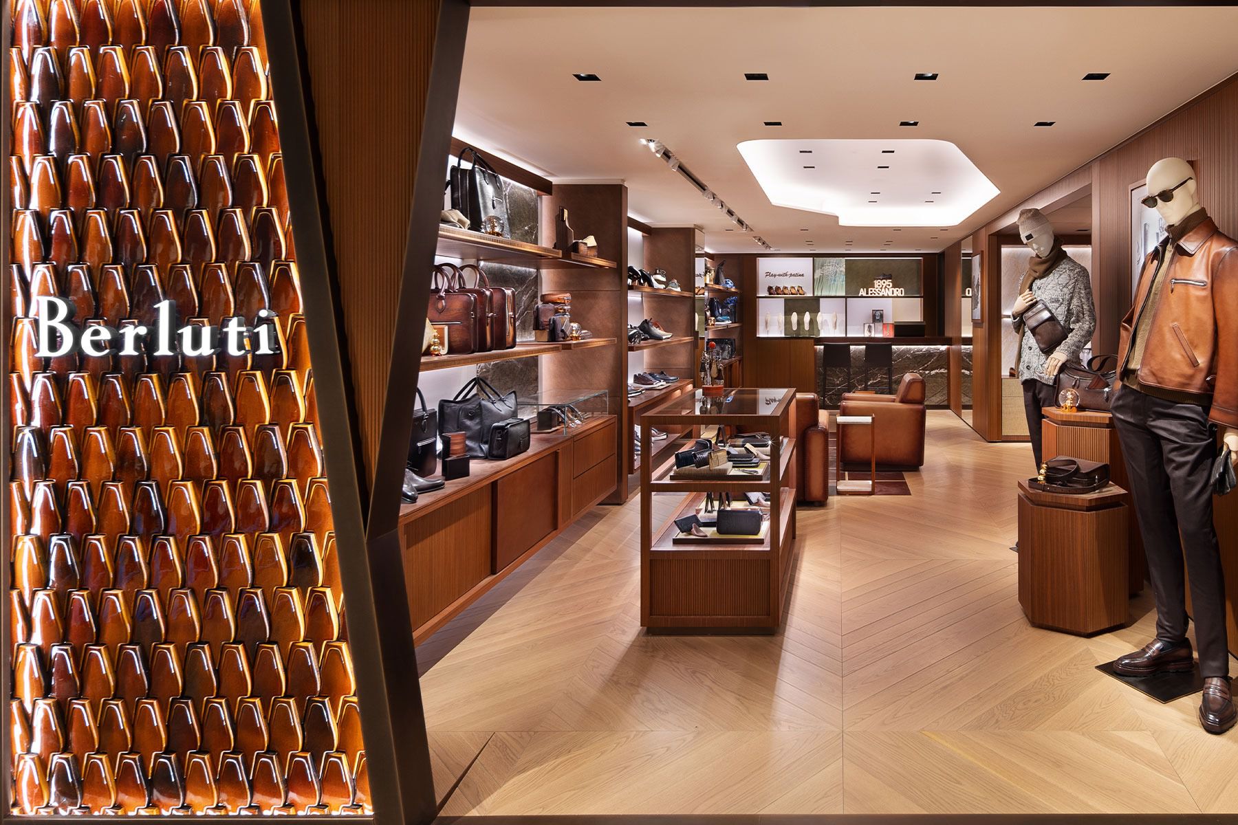 ヴァーサタイル リバーシブルベルト | ベルルッティ JP