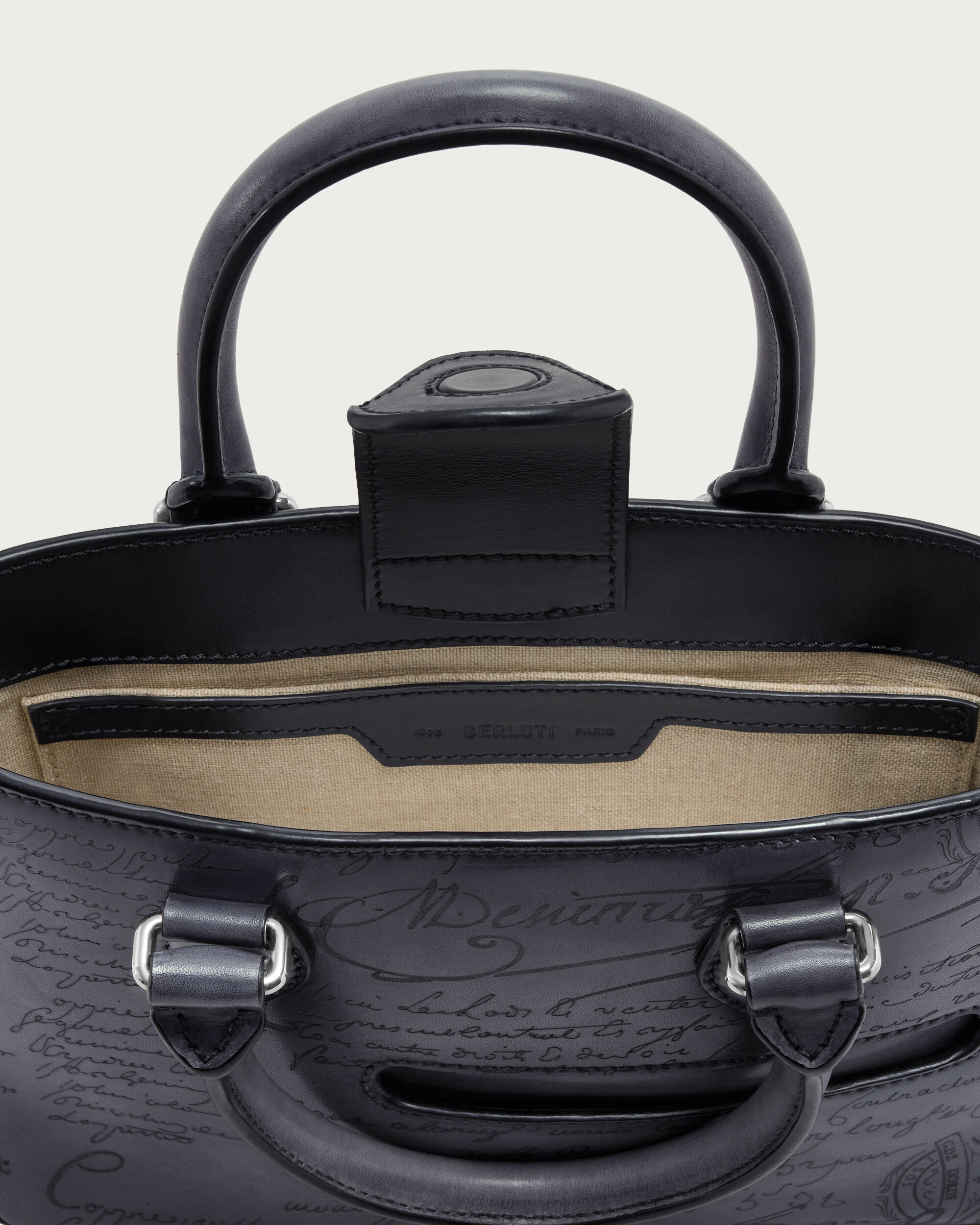 トゥジュール ガリバー メッセンジャー | ベルルッティ JP