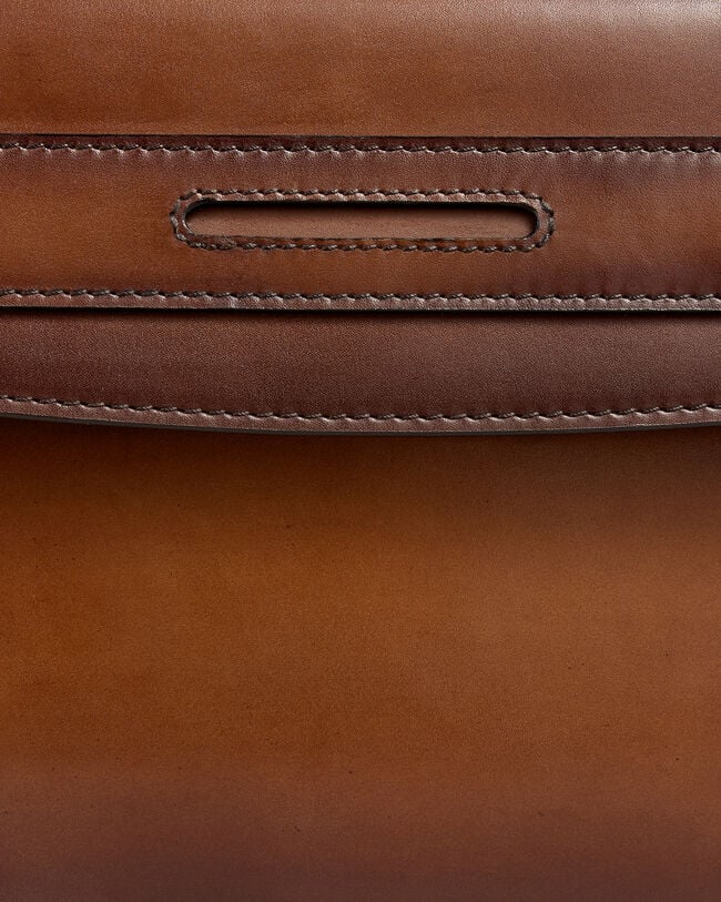Andy Flap Pouch, Cacao Intenso, hi-res