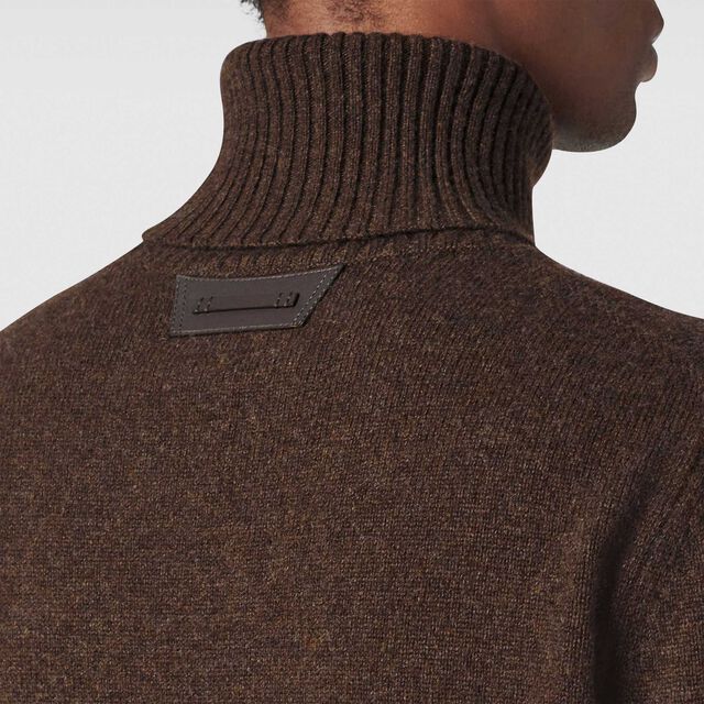 Classic Cashmere Turtleneck, EARTH BROWN, hi-res 5