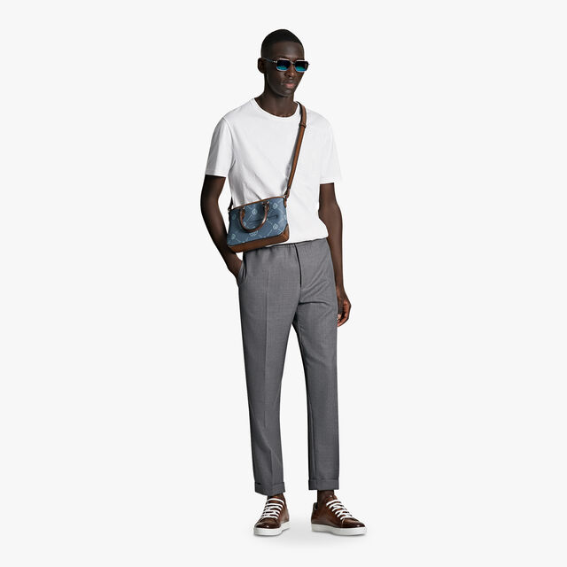 Look #01 - Spring / Summer 2022 Collection Look #01 - Spring / Summer 2022 Collection