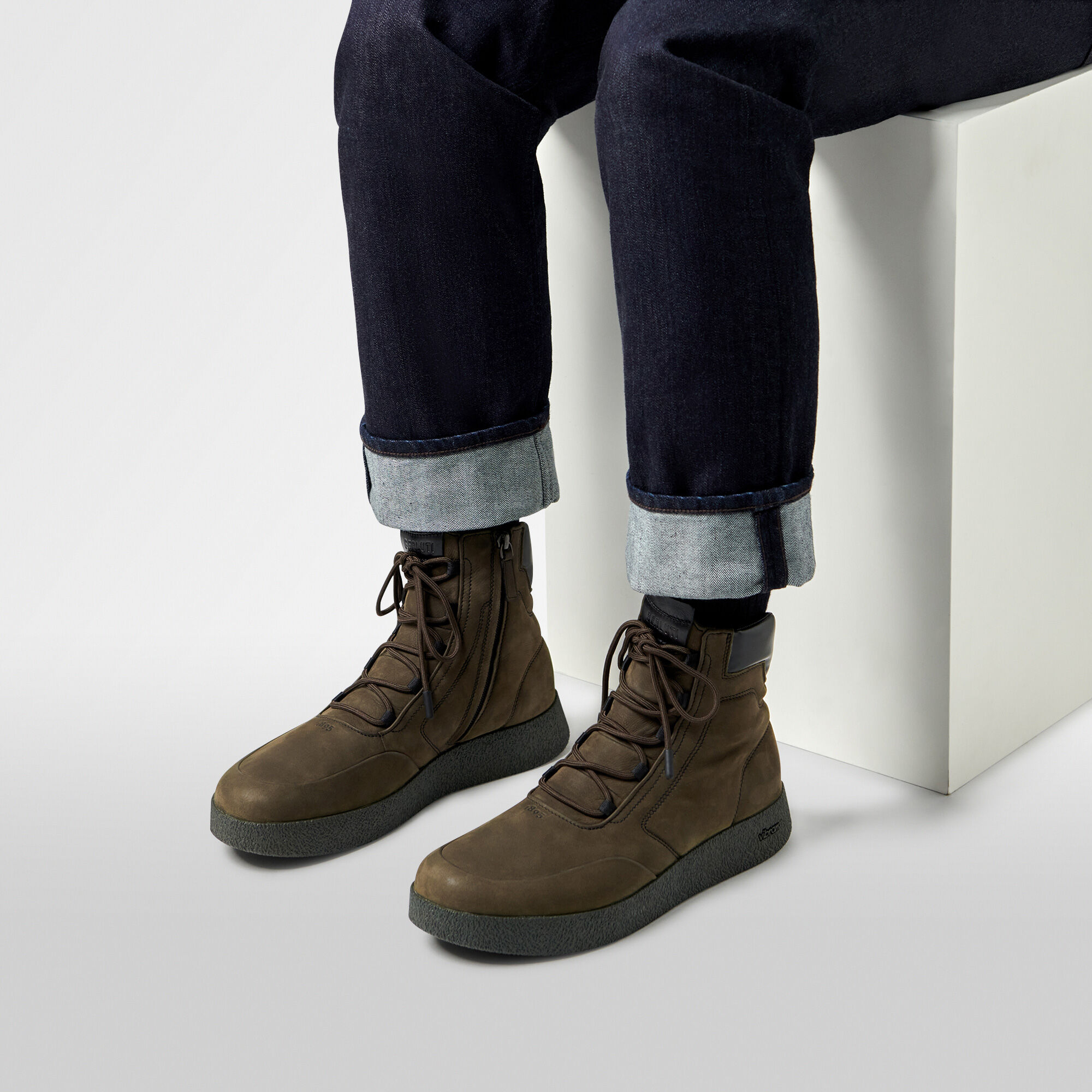 ベルルッティ シャドウ ニット＆レザースニーカー | ベルルッティ JP