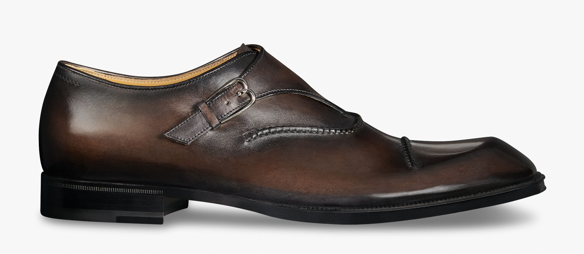 soulier a boucle