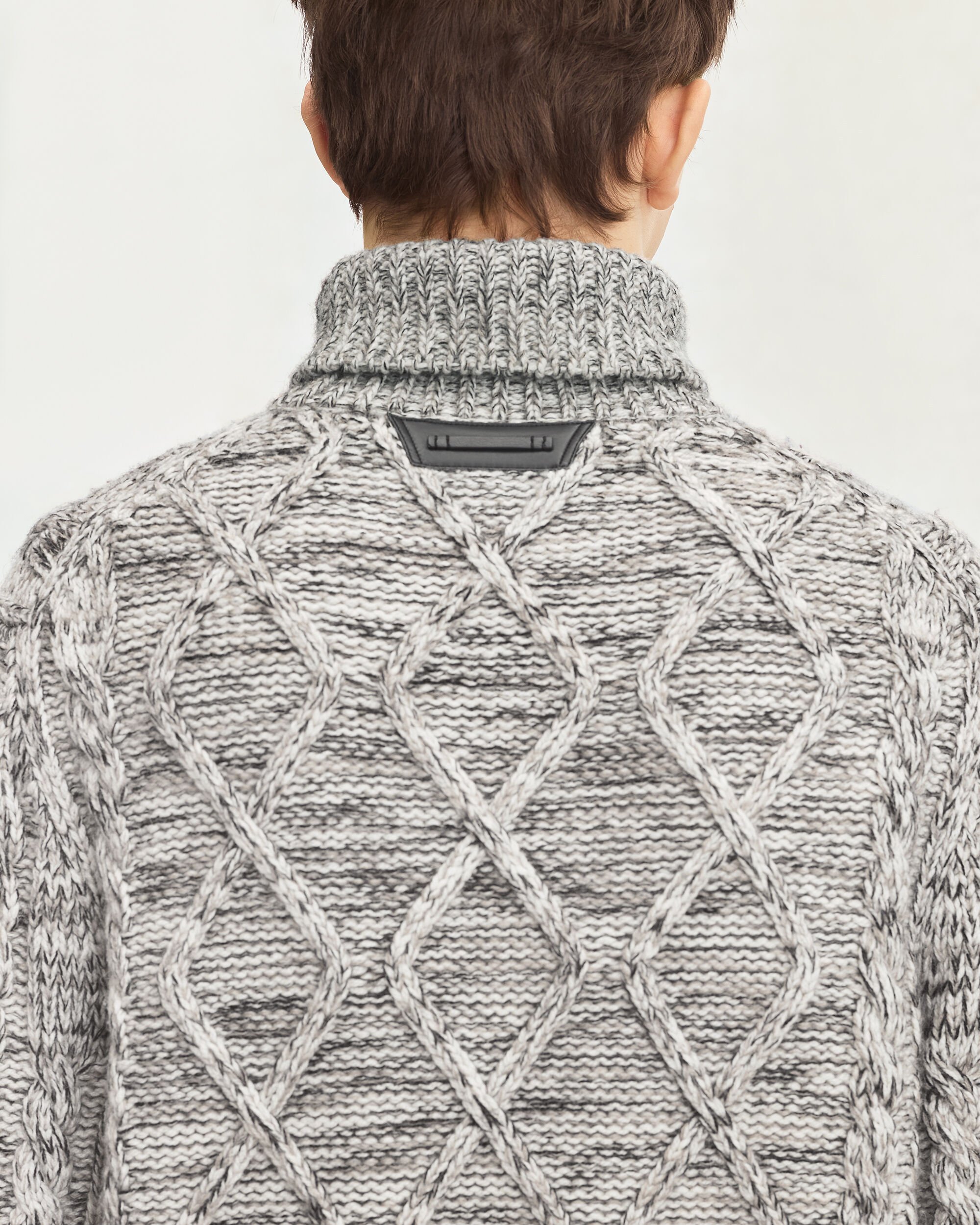 皮革细节混色绞花高领衫, Ecru & Noir, hi-res