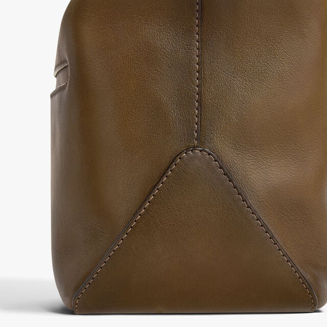 Toujours Soft Zipped Hobo In Leather, DARK KAKI, hi-res 6