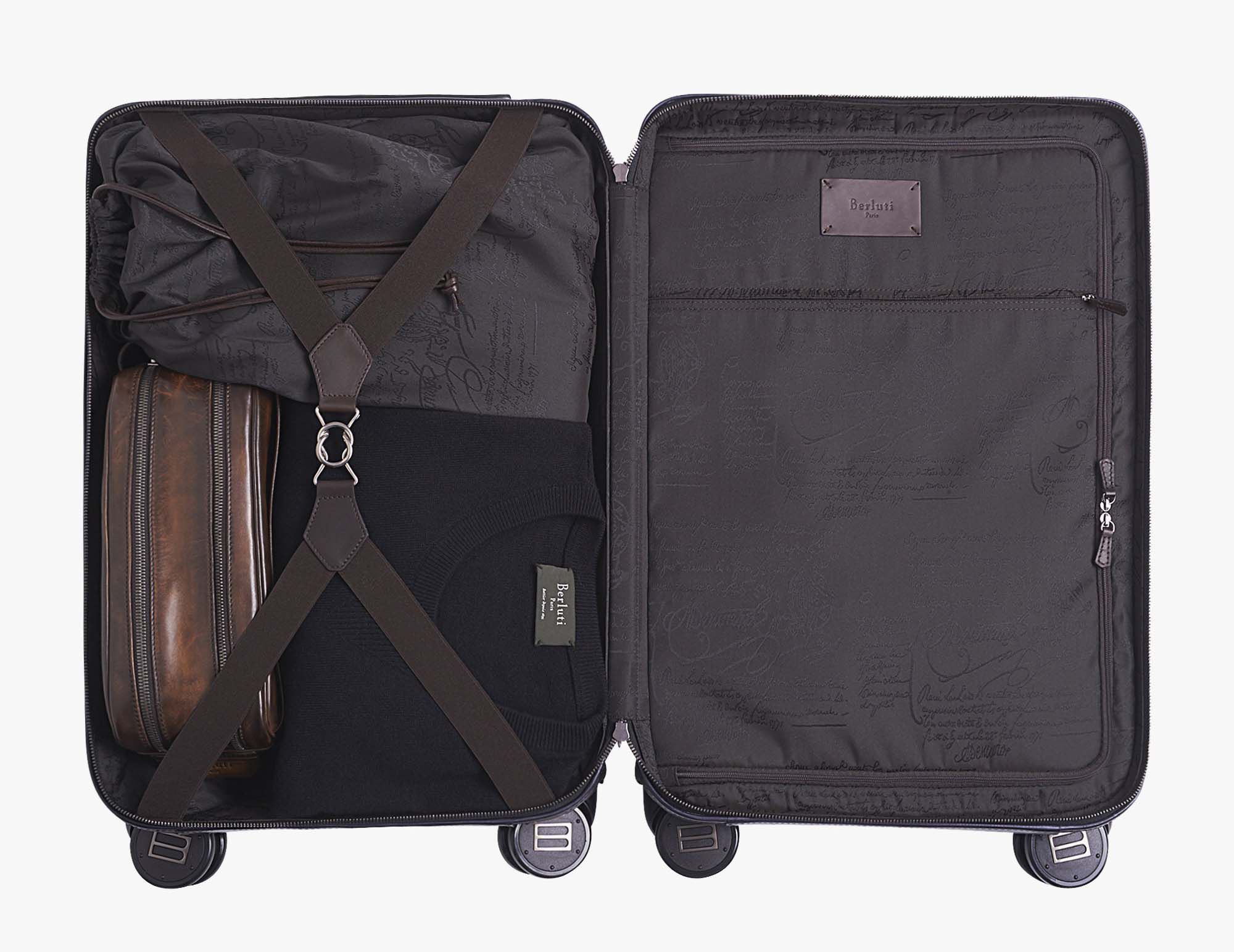 rolling luggage bag