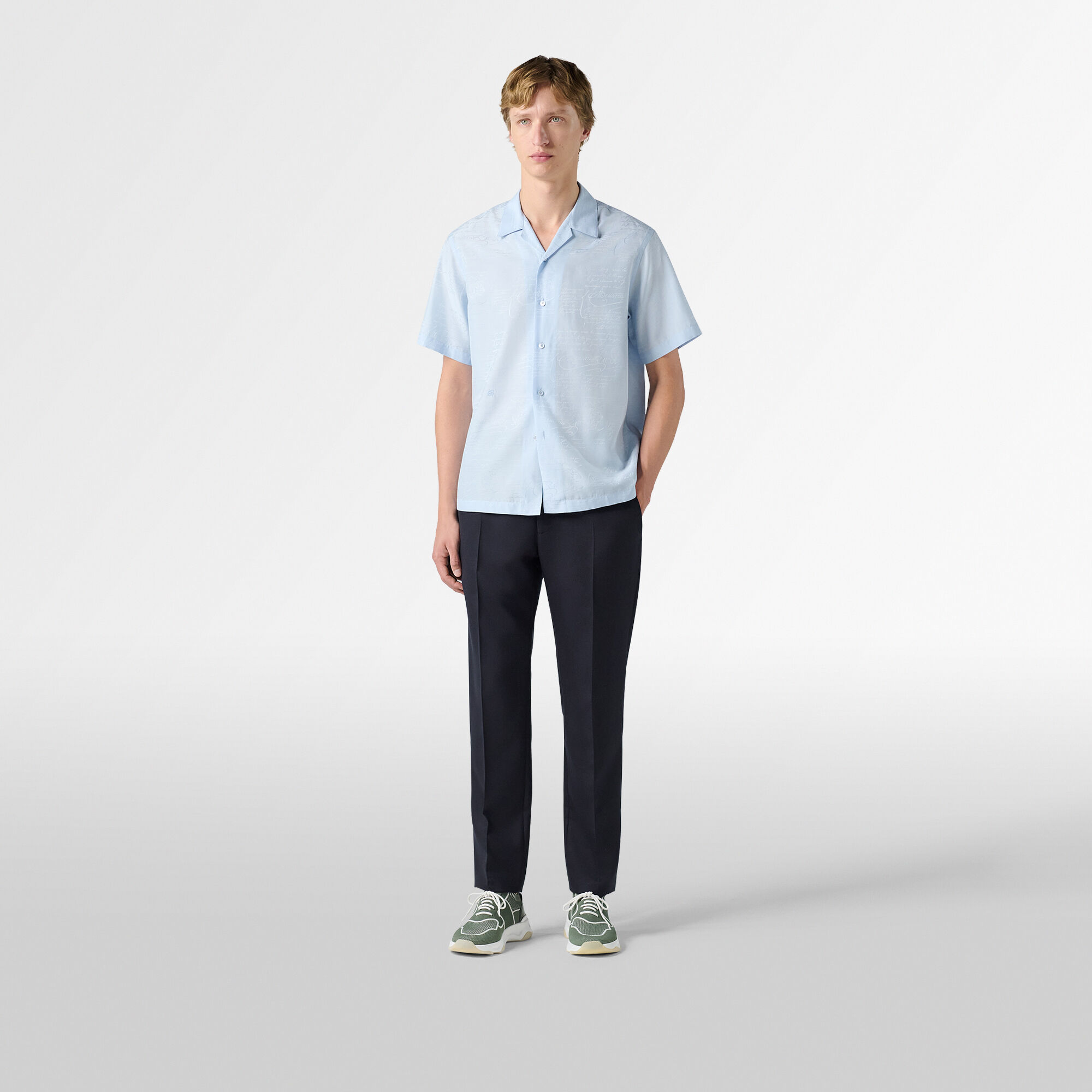 Berluti スクリット プリント コットン シルク 半袖 シャツ ロゴ コットン シルク スクリット 半袖シャツ | ベルルッティ JP