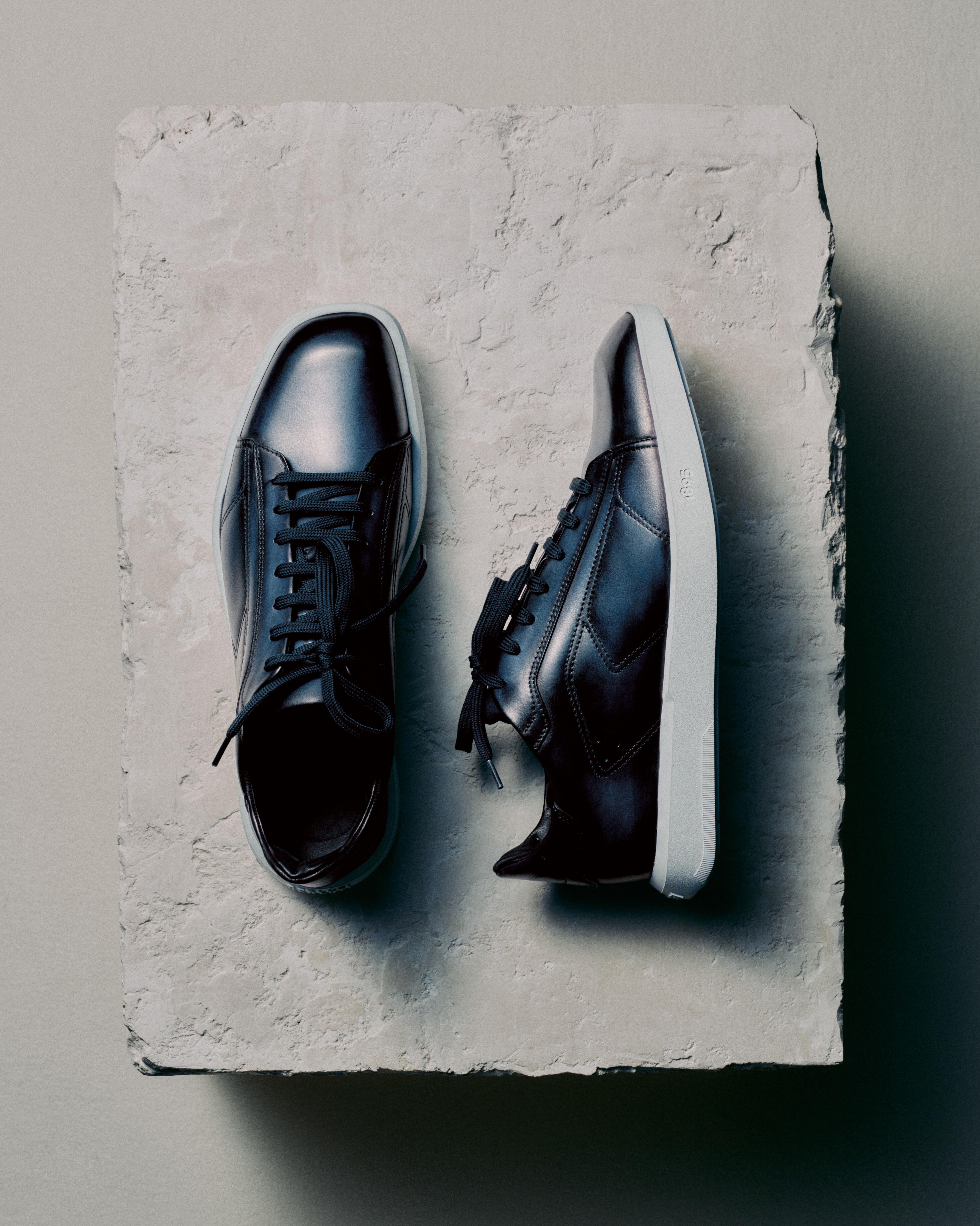 ベルルッティ　縄跳び ベルルッティ、ジェントルマンに向けた「おもちゃ」を発売