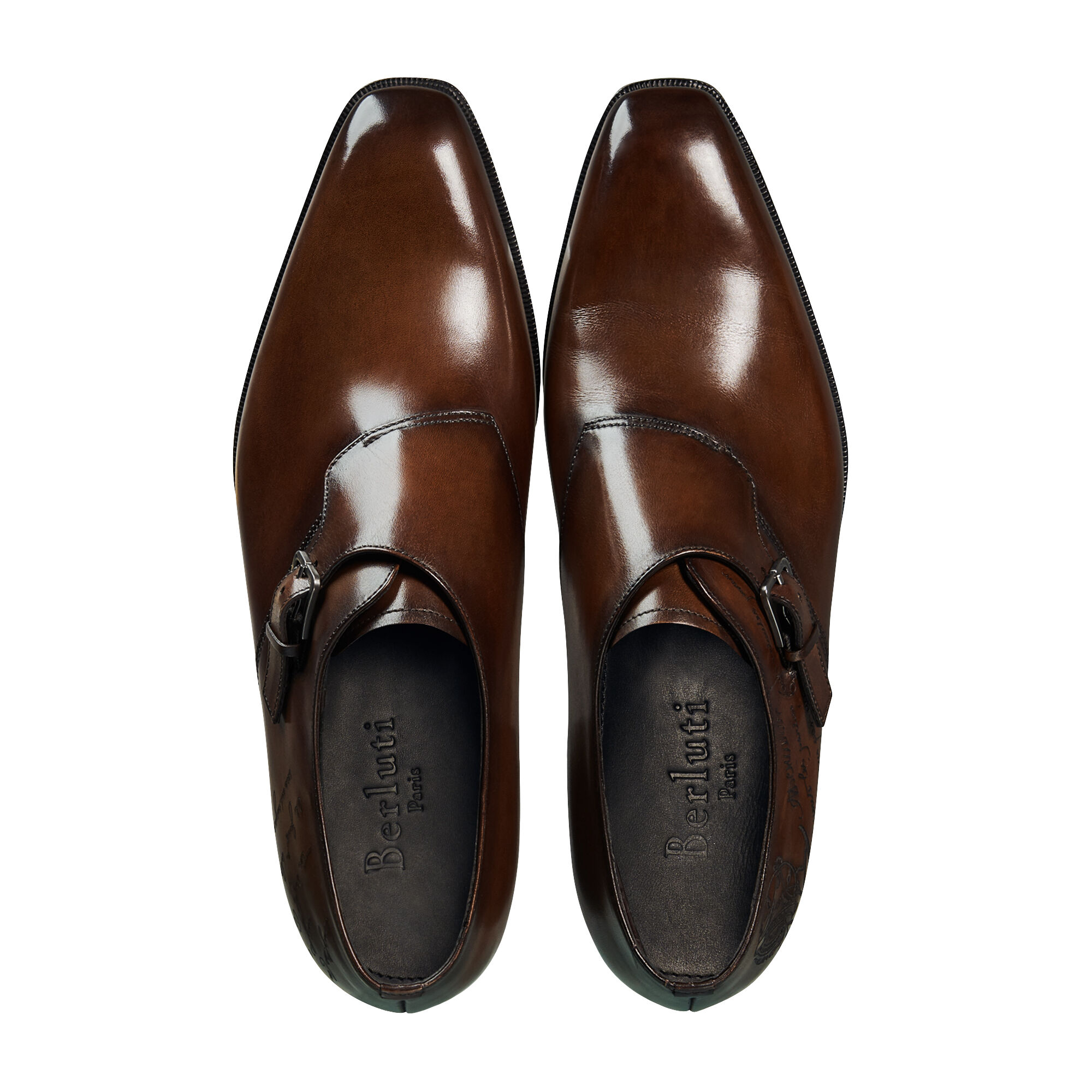 soulier à boucle