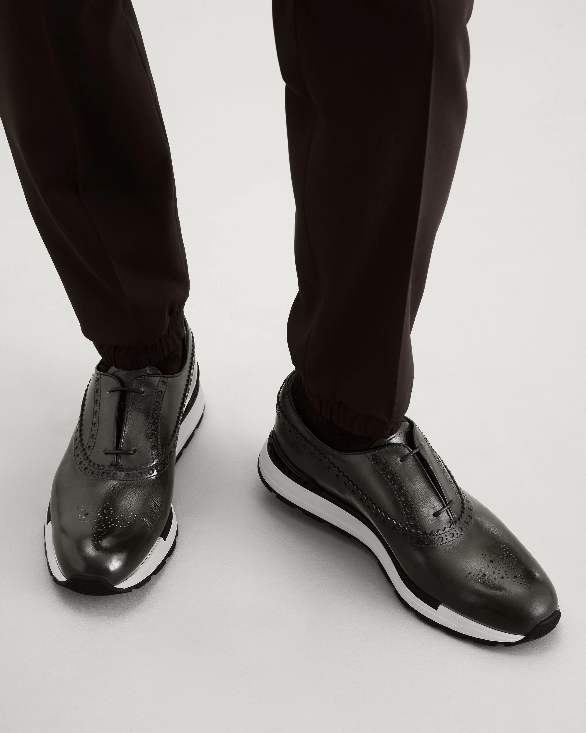 Fast Track Oxford, Selva Oscura, hi-res