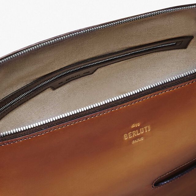 Toujours Soft Zipped Hobo Leather Messenger, ICE GOLD, hi-res 7