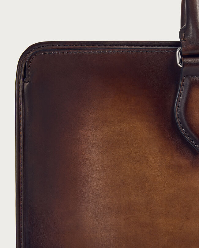 원 주르 브리프케이스, Cacao Intenso, hi-res