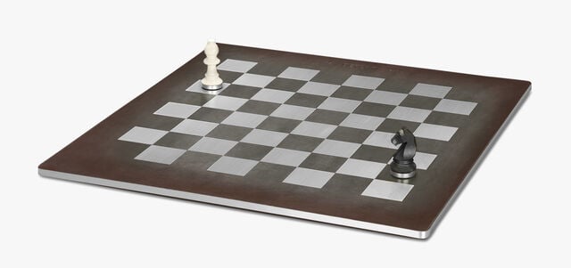 チェス レザー メタルゲーム