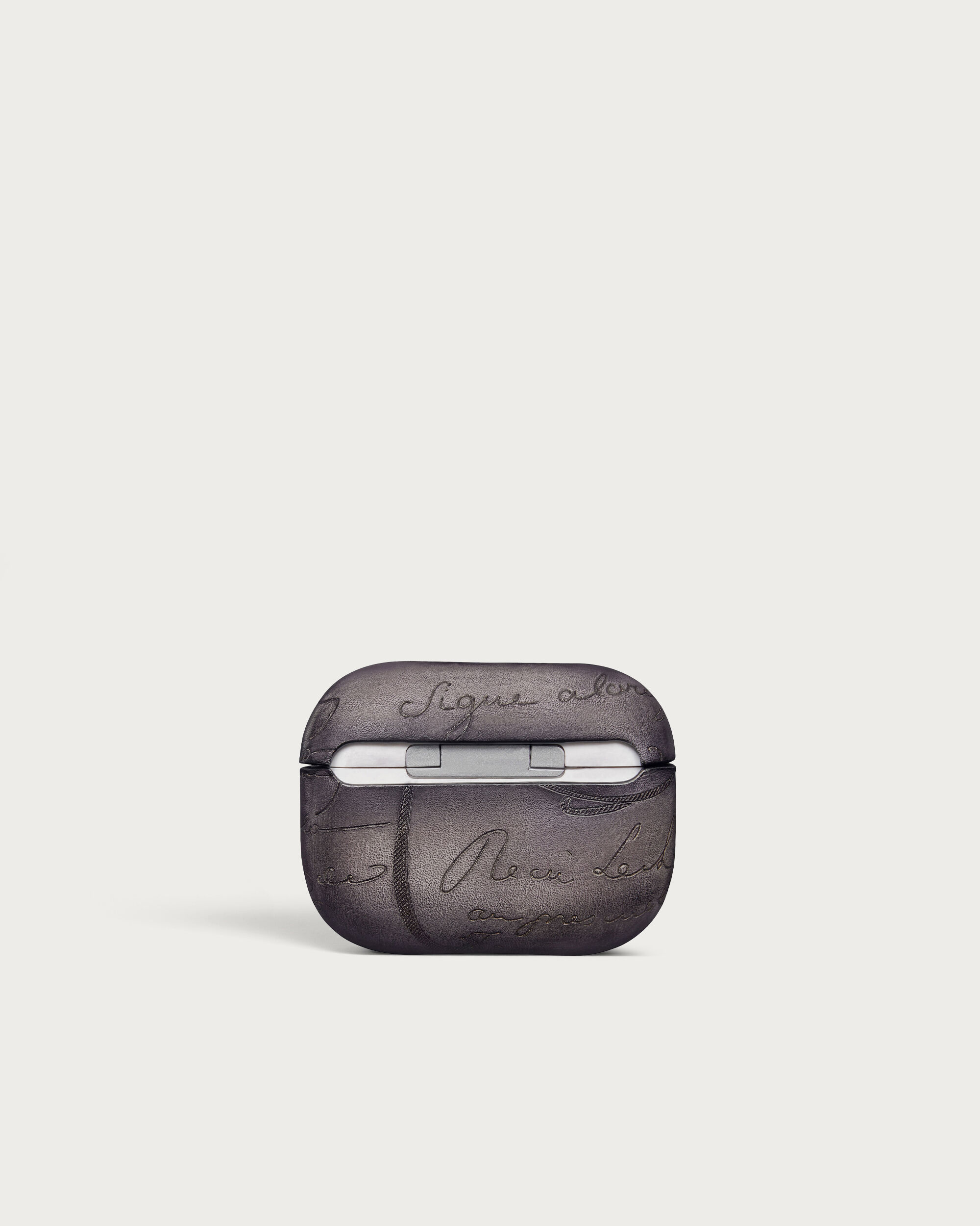 【箱付き】Berluti ケース　ホワイト　ロゴ　レザー　美品 楽天市場】ベルルッティ（ブランドベルルッティ）の通販