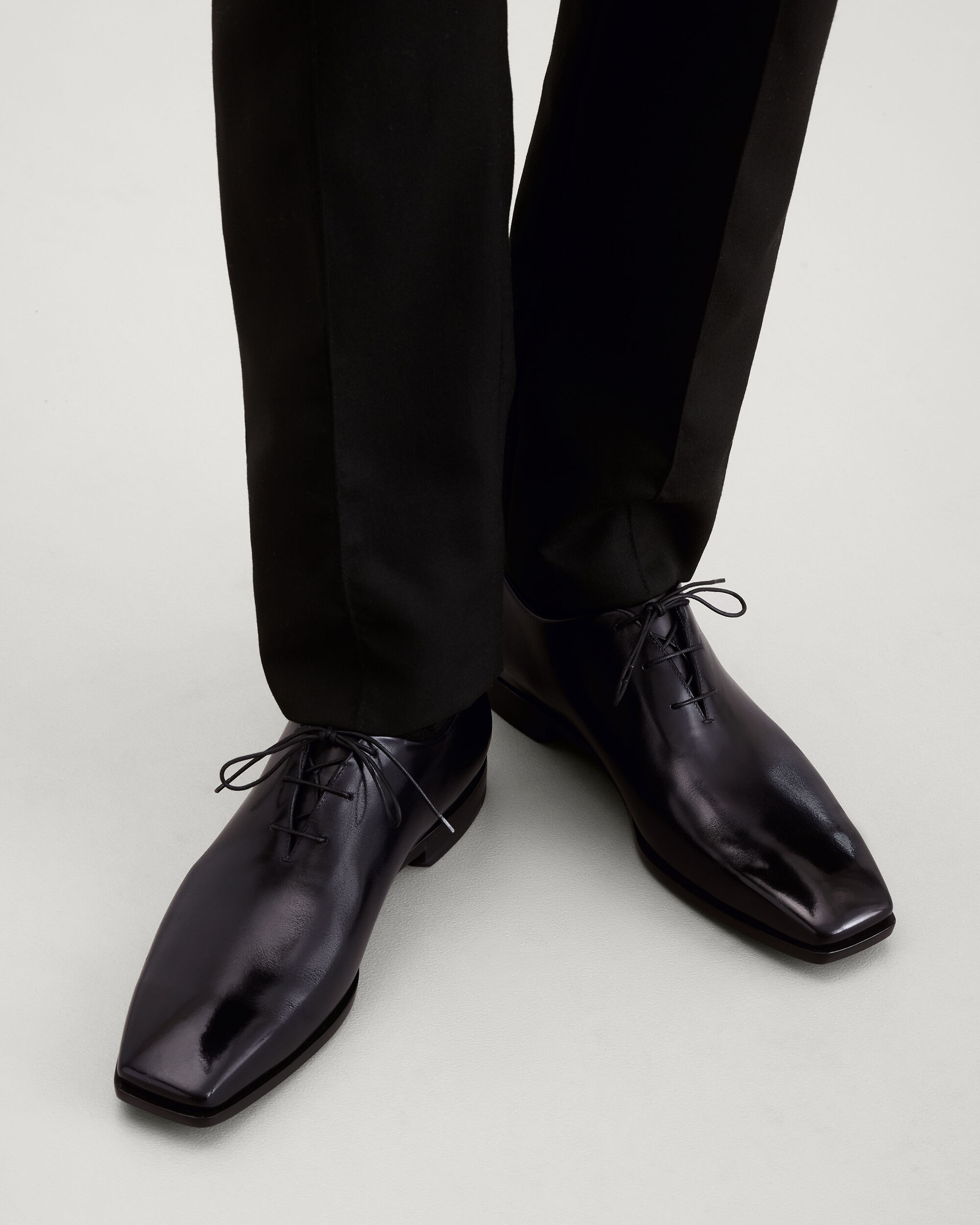 新作シューズ 紳士用 | ベルルッティ JP