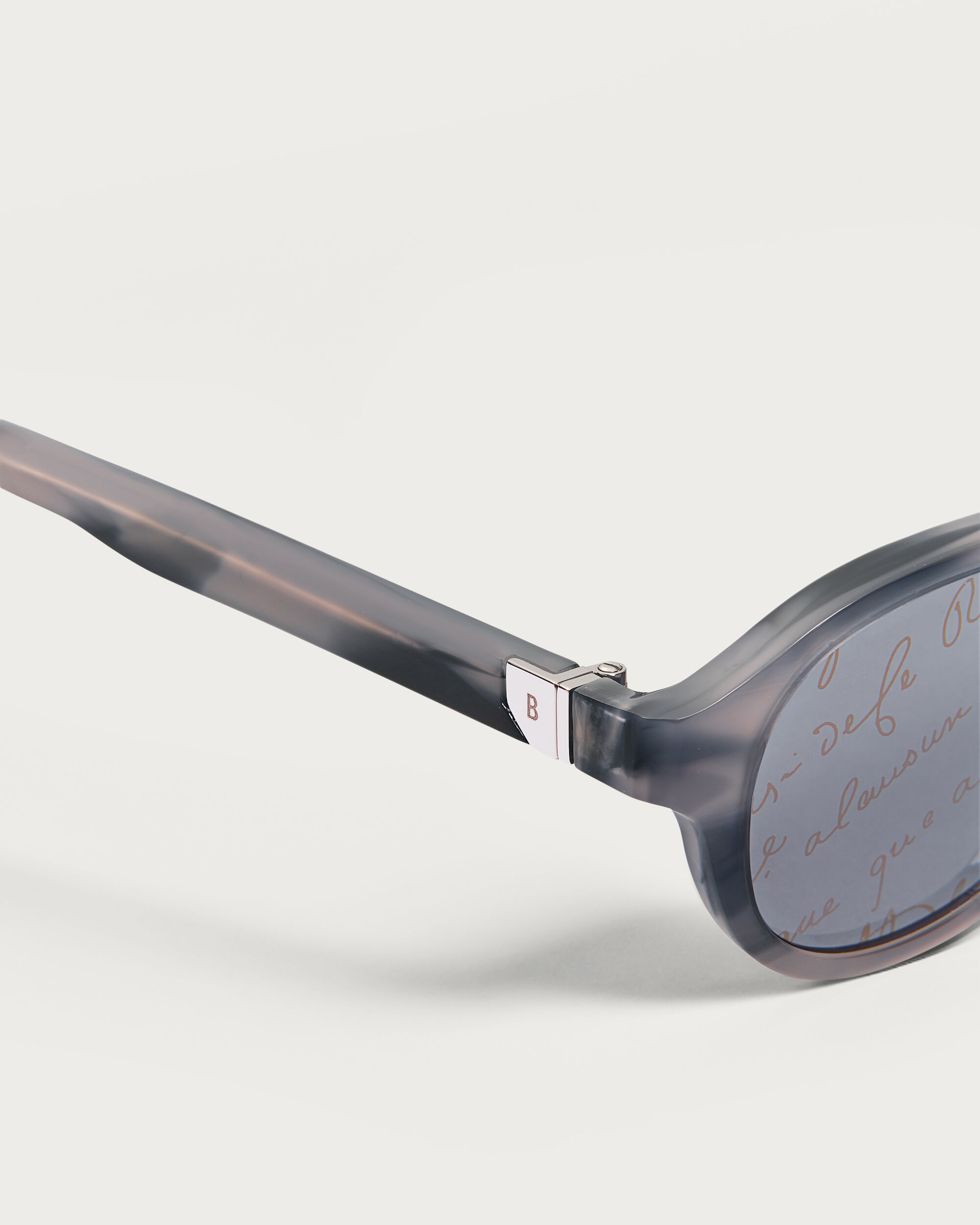 Eclipse Sunglasses, Light Alluminio & Smoke, hi-res