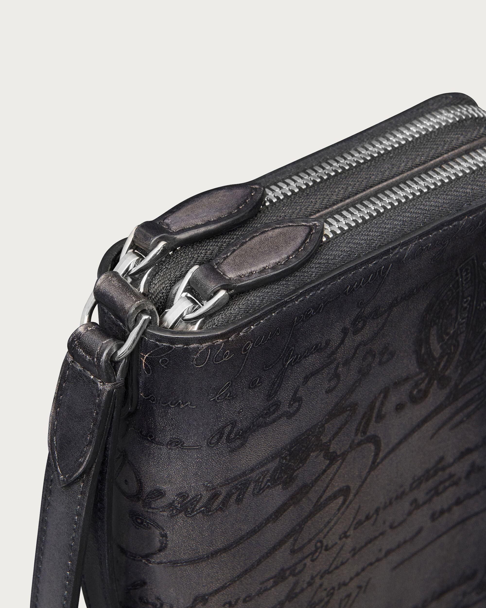 タリ マキシウォレット | ベルルッティ JP