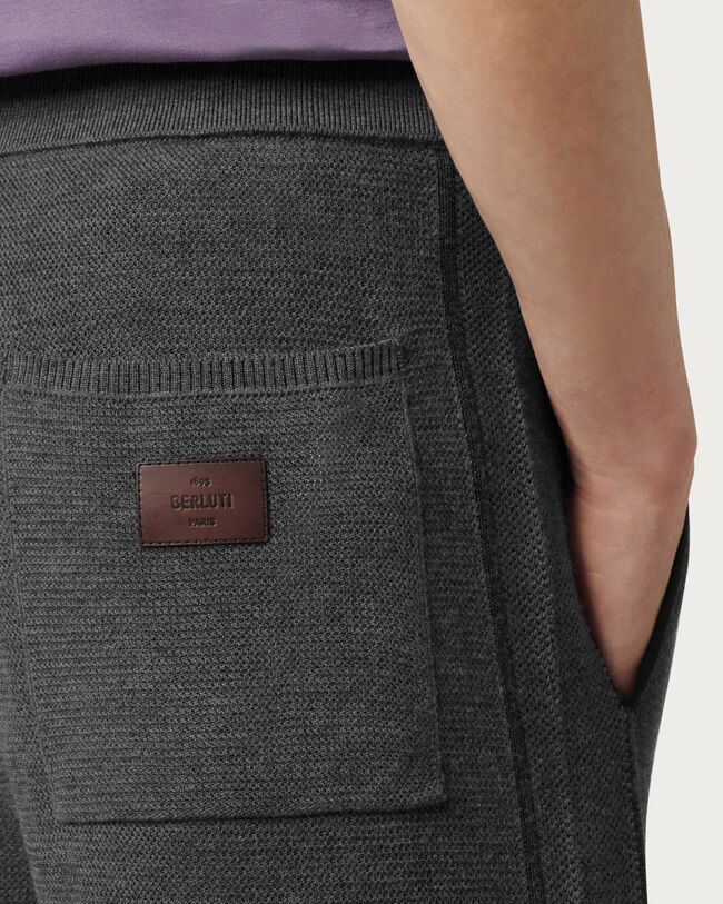 Pantalon de Jogging Shadow avec D&eacute;tail en Cuir, Midnight Grey, hi-res