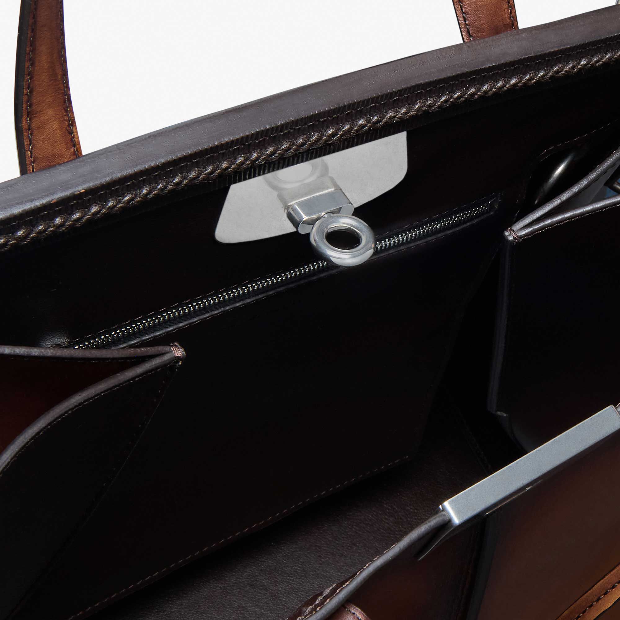 シーン問わず BERLUTI ルッティ38 ヴェネチアレザー 2Way バッグ 海外希少 Berluti直営 ベネチアレザー 2Way トート ショルダー