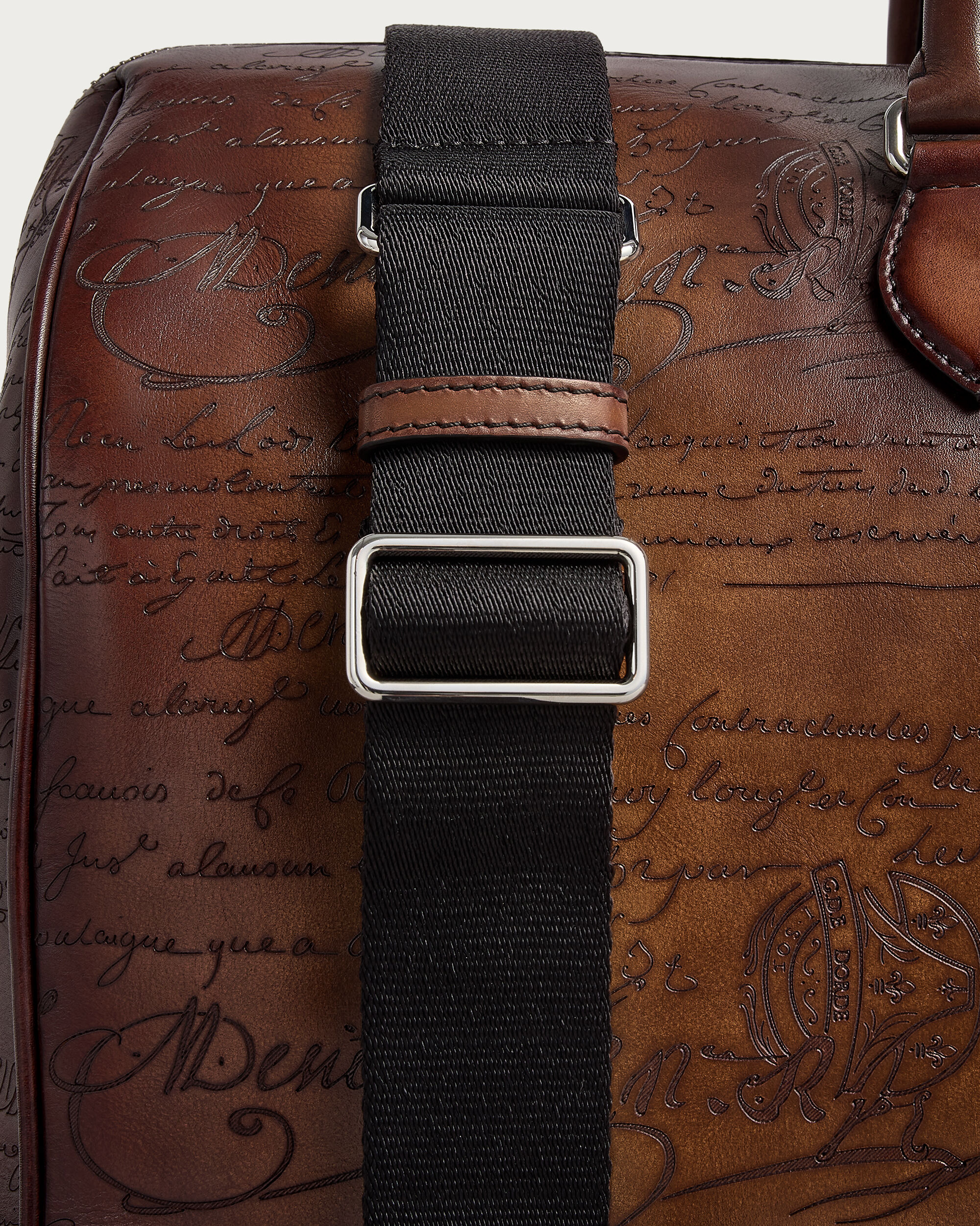 ジュールオフ MM トラベルバッグ | ベルルッティ JP