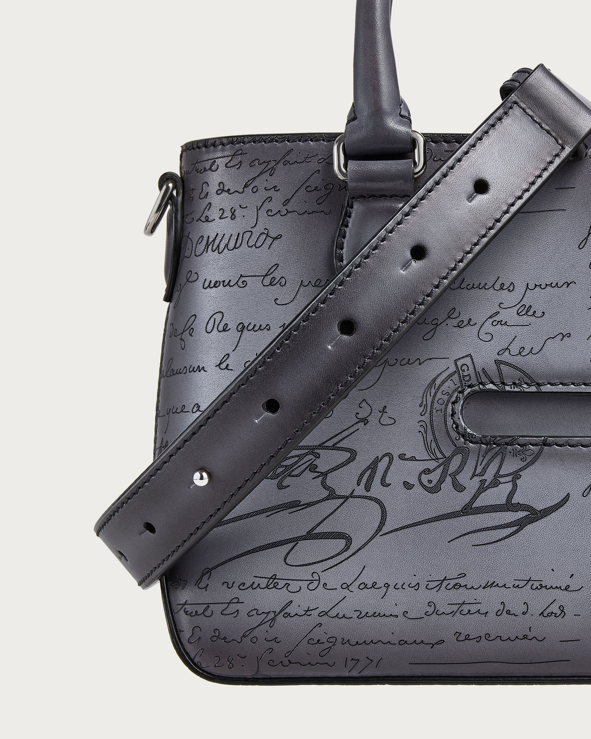 トゥジュール ガリバー メッセンジャー | ベルルッティ JP