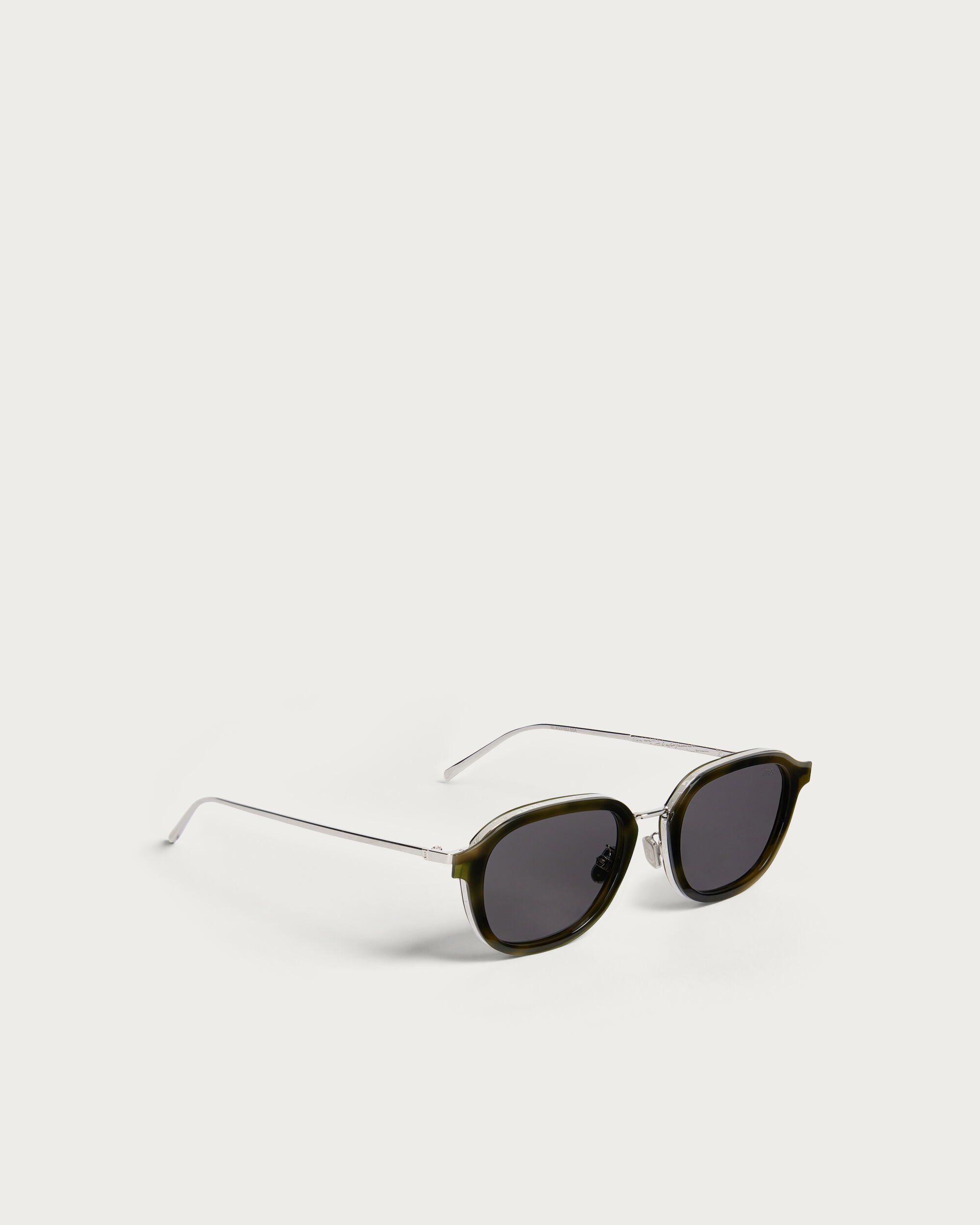 【美品】ベルルッティBL40015U GP×プラスチック サングラス Berluti(ベルルッティ) サングラスBL40015U BL40015U ブラック サイズ
