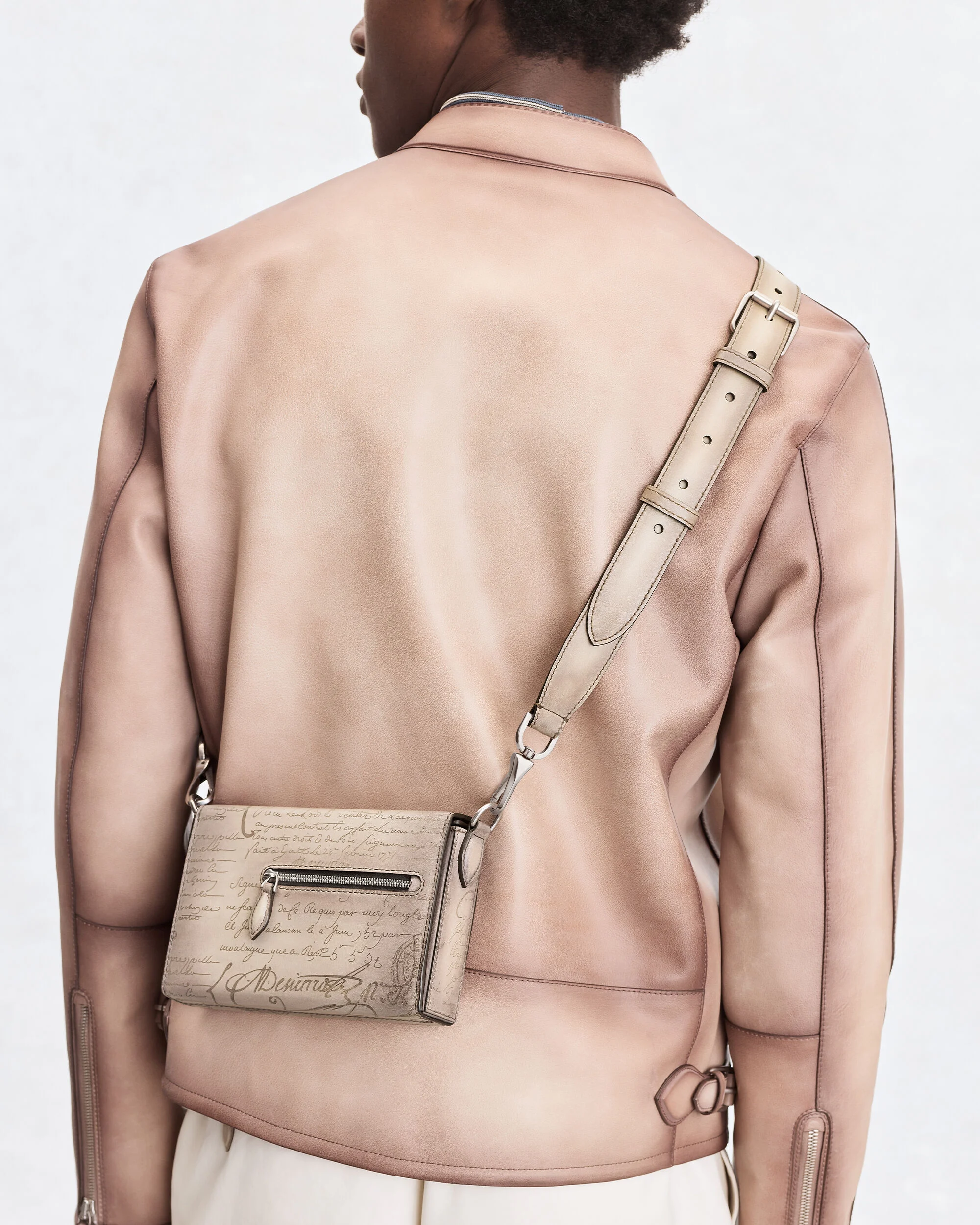 Sac Bandouli&egrave;re Un Jour De Poche, Gris, hi-res