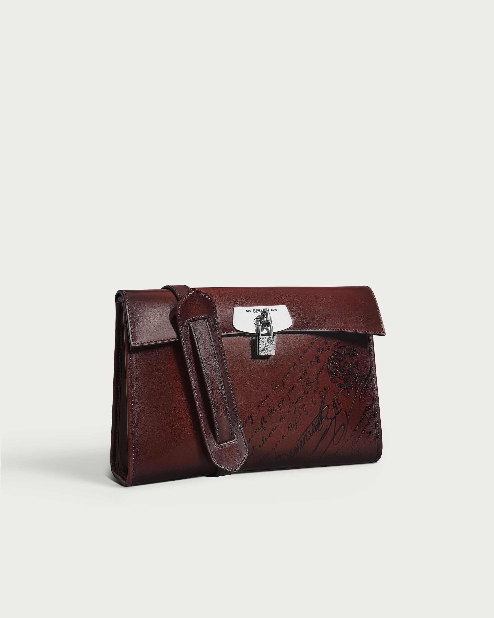 BERLUTI メッセンジャー レザー　ベネチアレザー　アイスブラウン 限定 定価42 2万円 ベルルッティ 限定 アイスブラウン パティーヌ