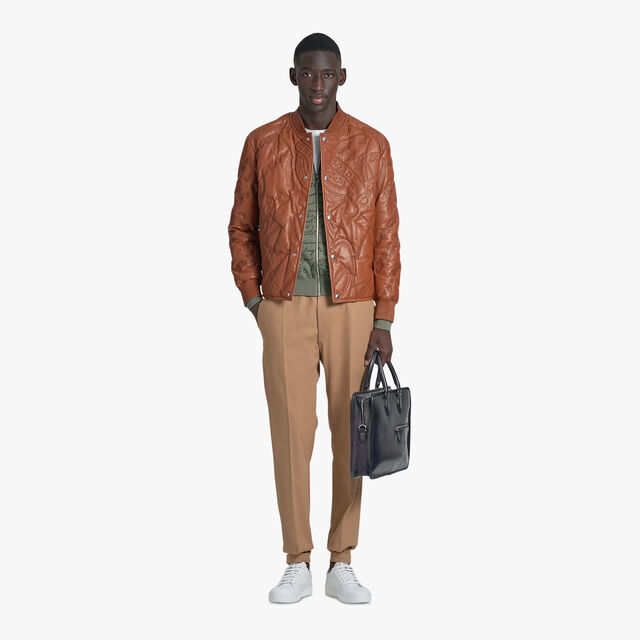 Look #10 - Spring / Summer 2022 Collection Look #10 - Spring / Summer 2022 Collection