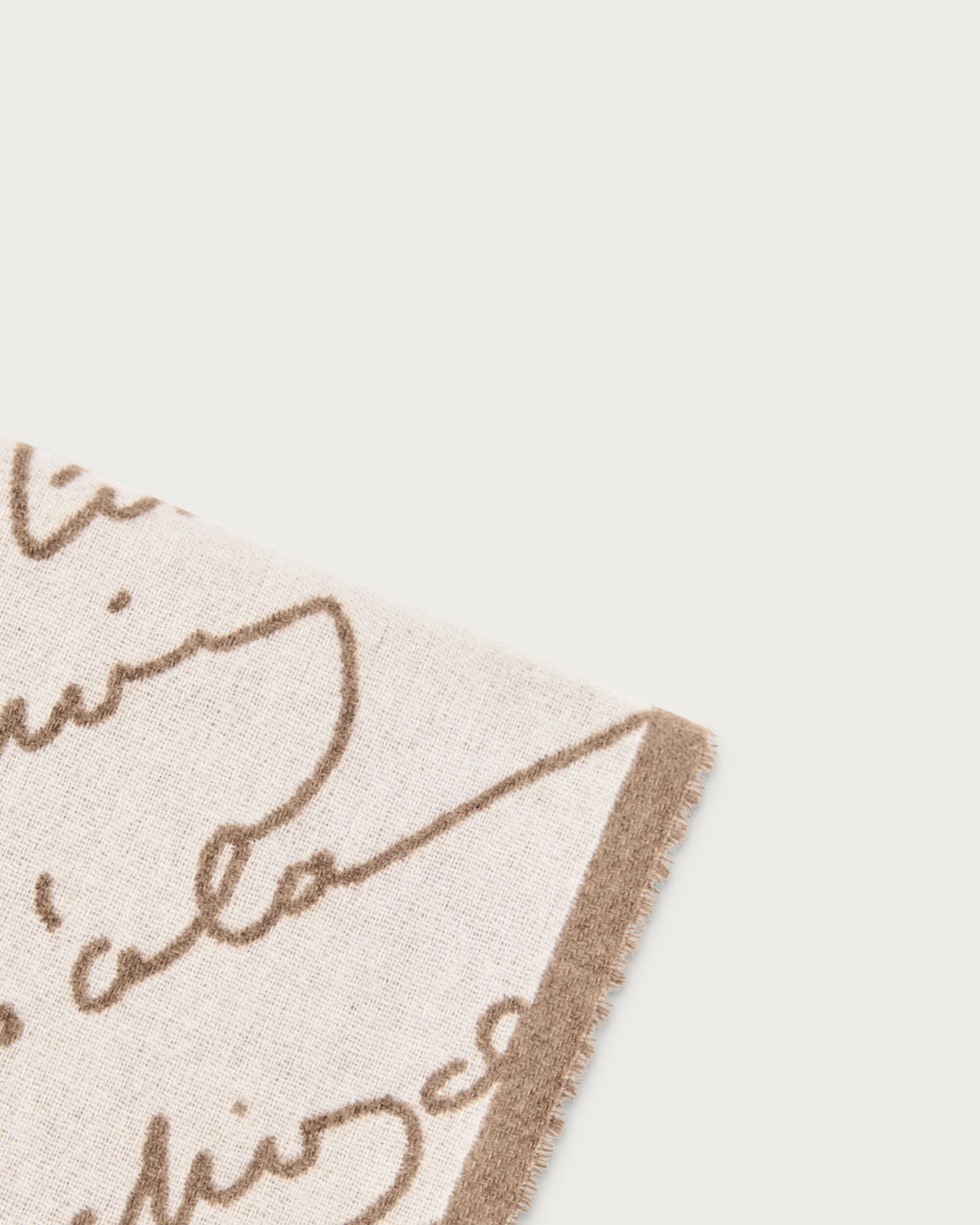 人字纹与Scritto图纹双面围巾, Tender Beige, hi-res