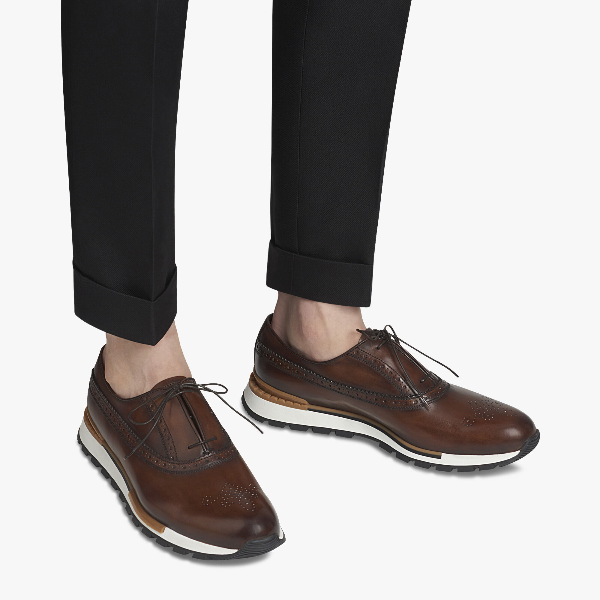 womens black brooks