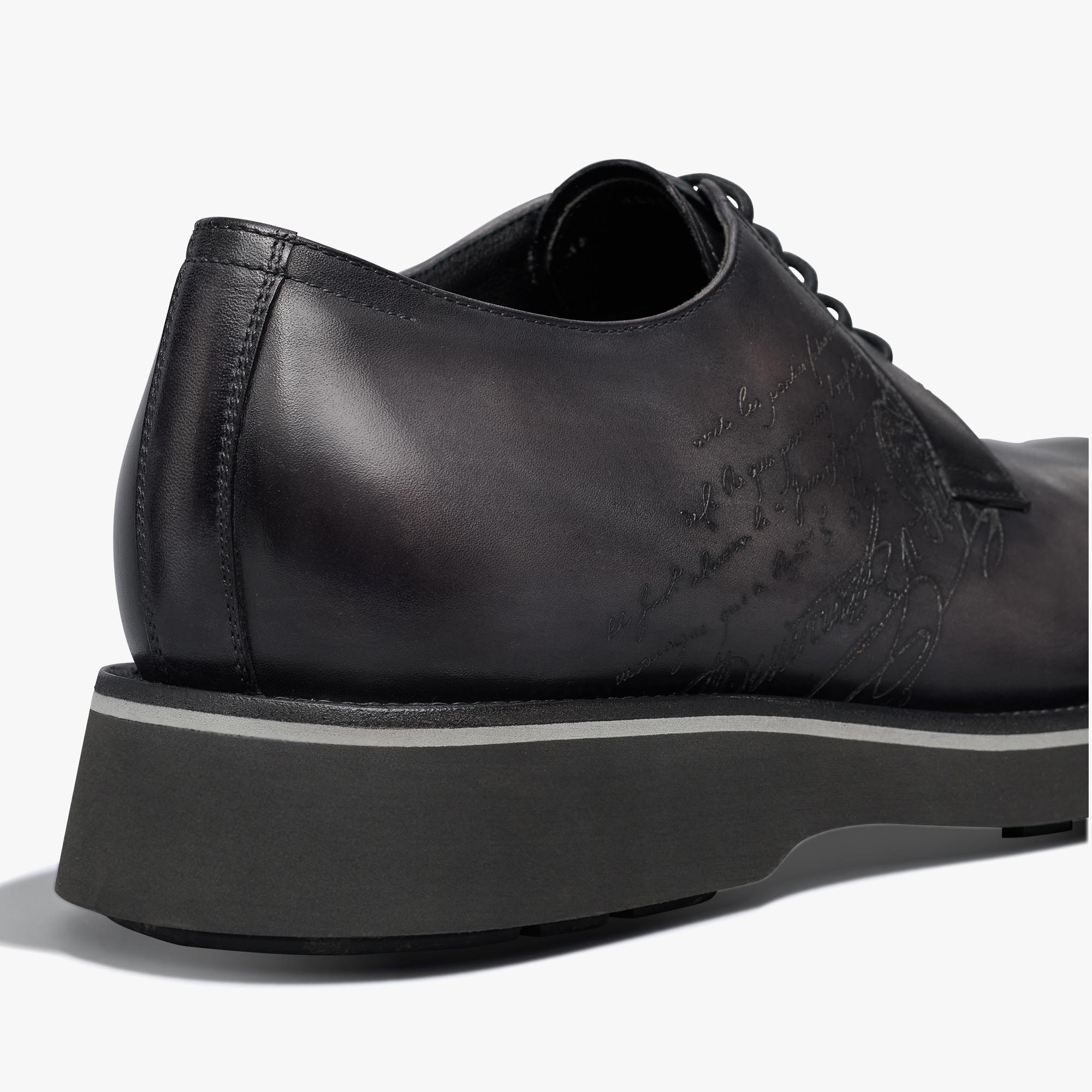 Hogan derby hotsell h381
