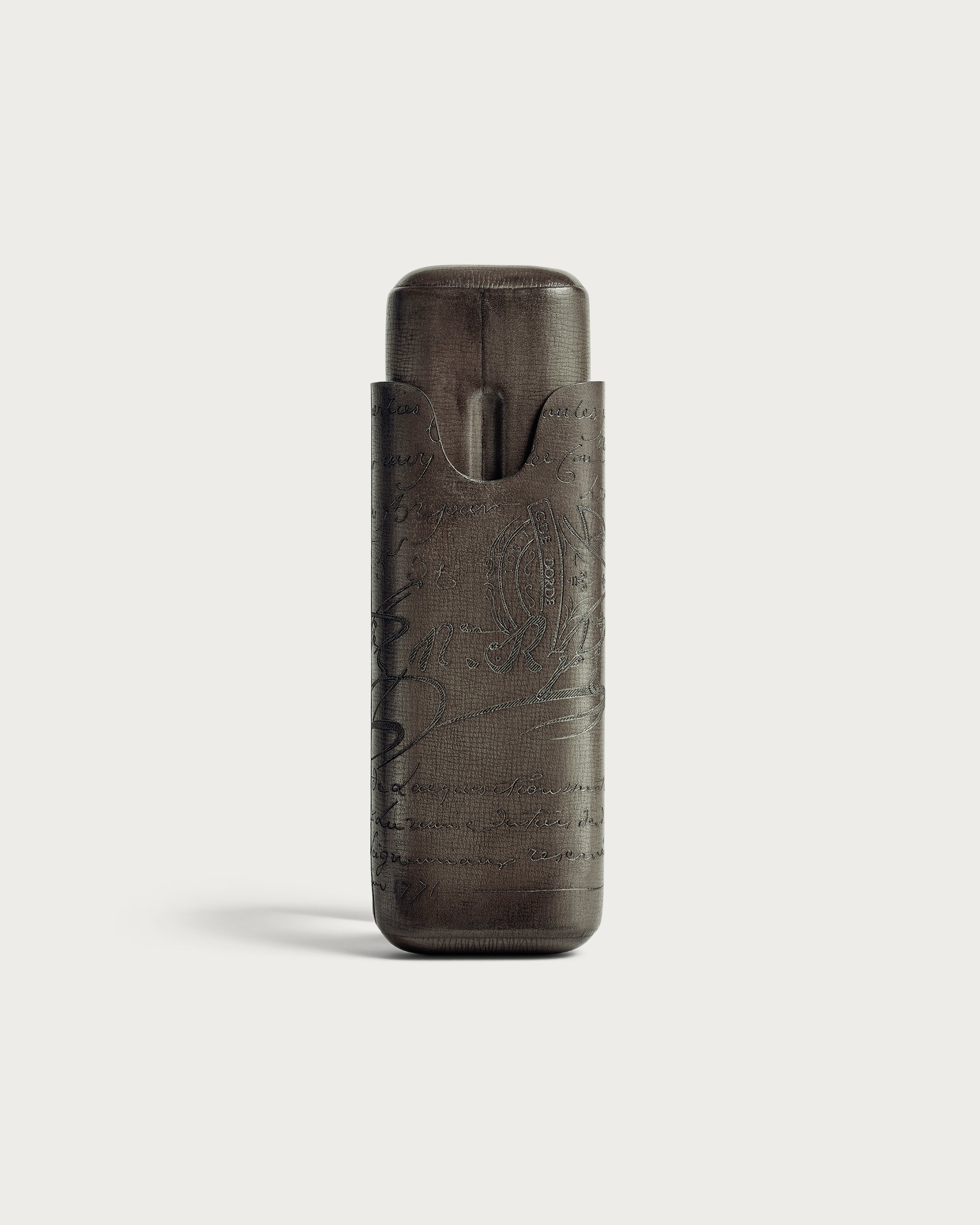 X308256_cigar-case-2-in-