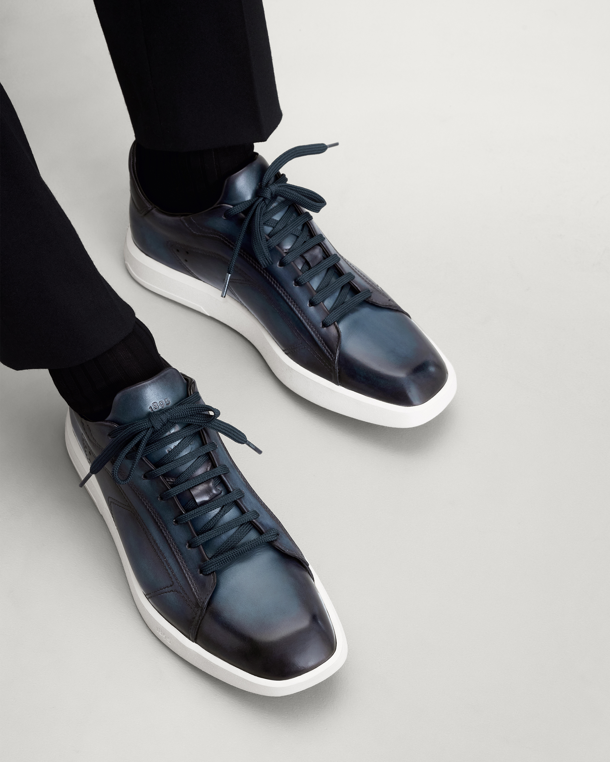 美品 Berluti パルス スニーカー ヴェネチアレザー キャンバス 9.5 美品 Berluti パルス スニーカー ヴェネチアレザー キャンバス