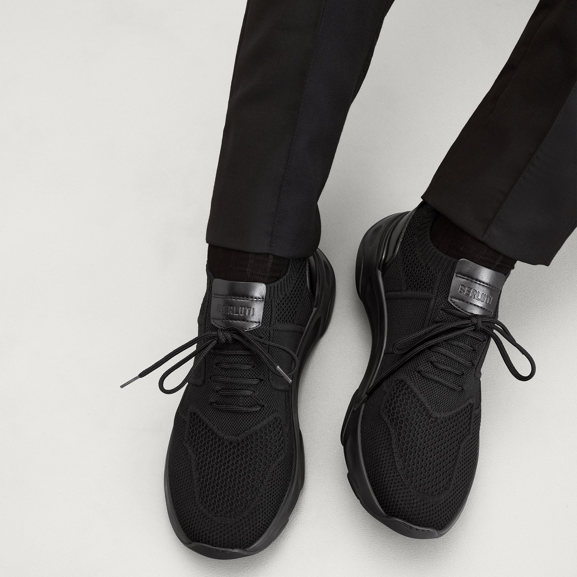 【★完売必至★】Berluti ☆ シャドウ デニム＆レザースニーカー シャドウ デニム＆レザースニーカー | ベルルッティ JP