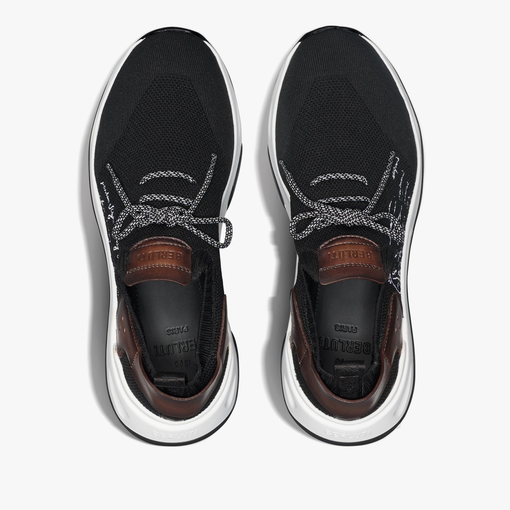 Ultra boost wide feet hot sale