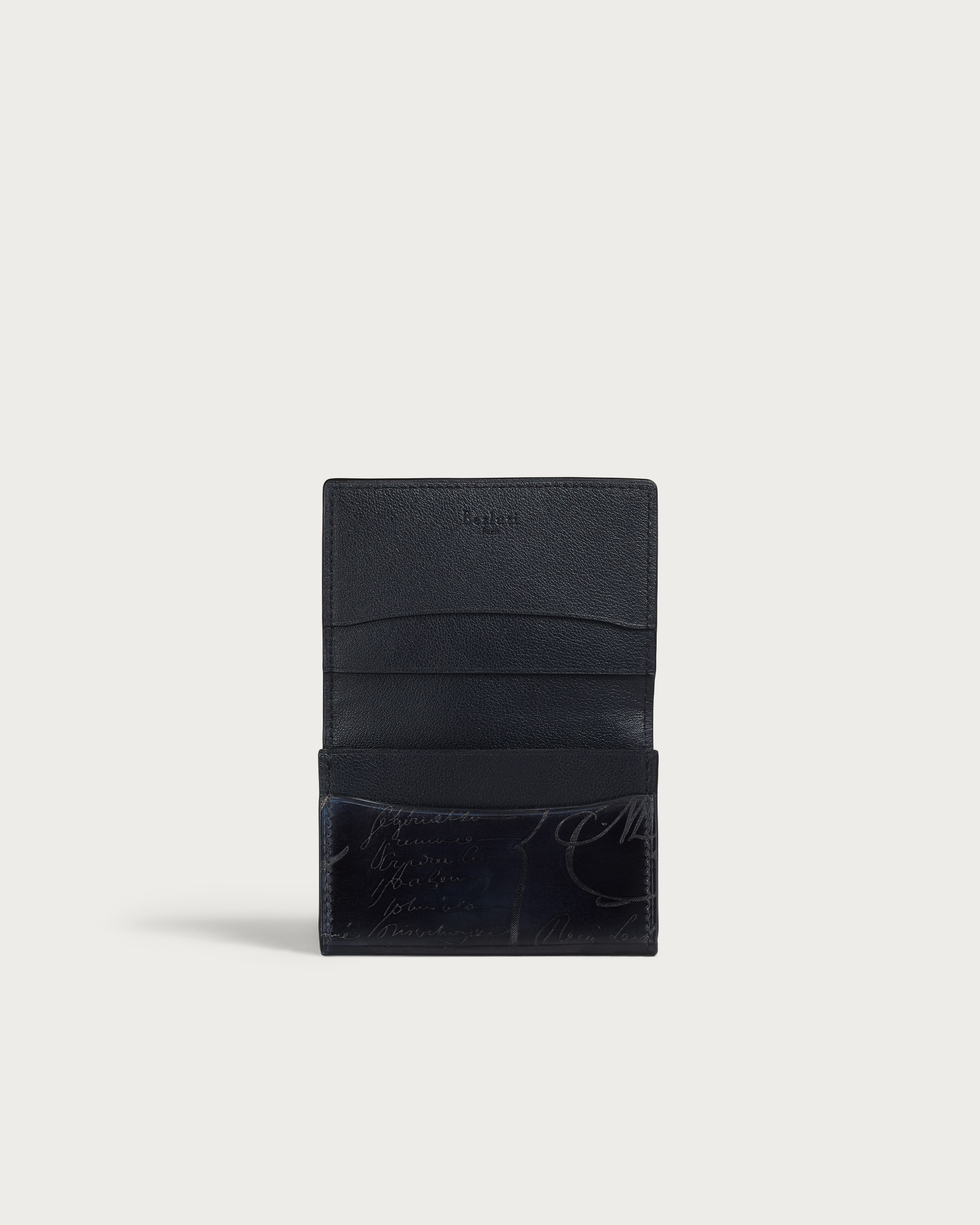 インブイア フラップ カードホルダー | ベルルッティ JP