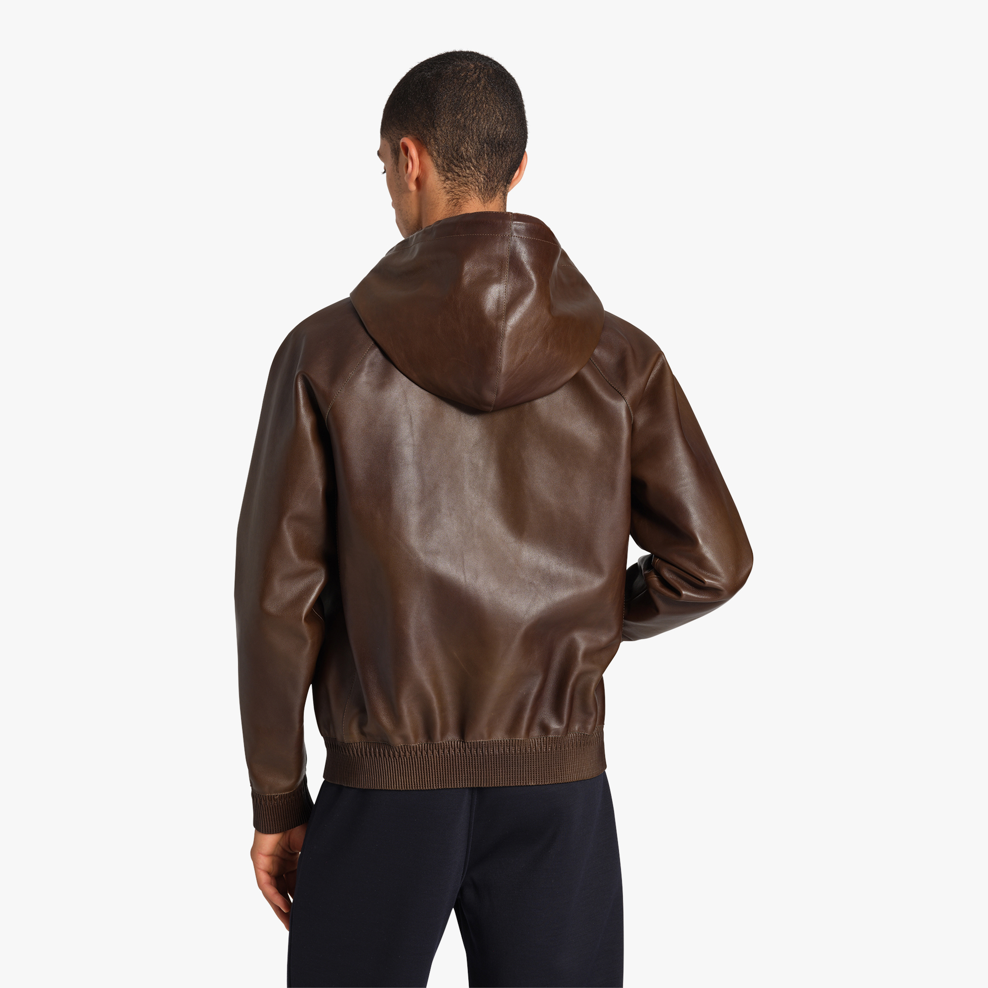 R24LBL123-001_patina-leather-b R24LBL123-001_patina-leather-b
