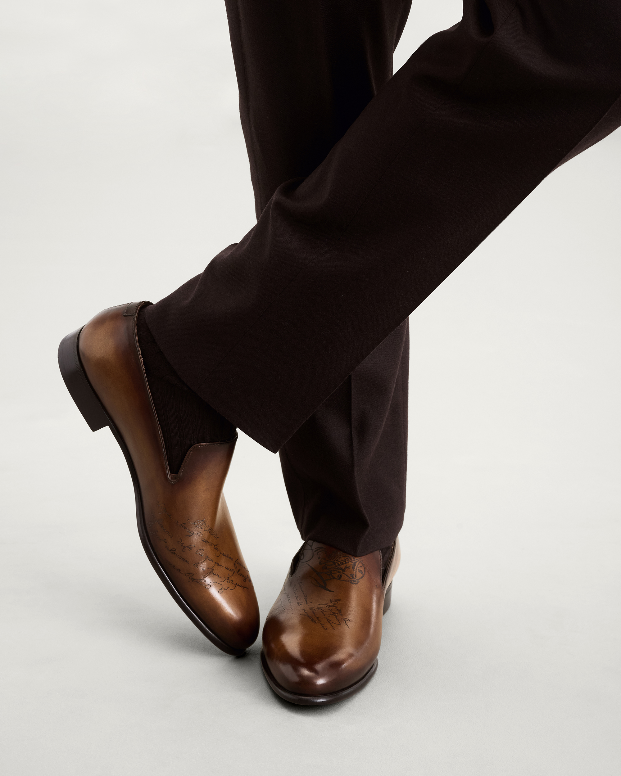 S4170-001_galet-cursive-