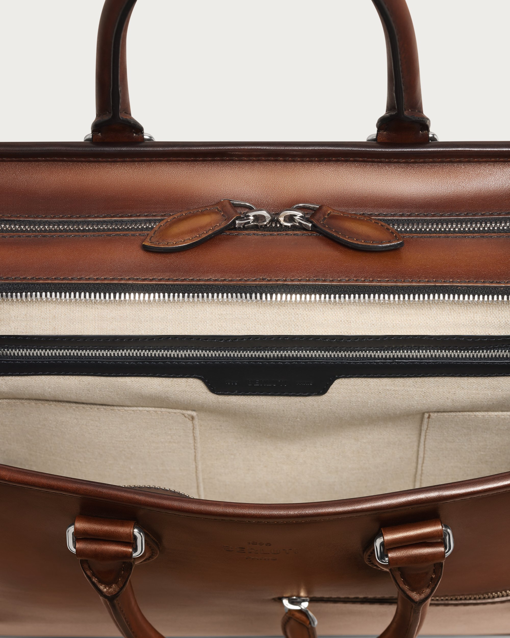 ドゥジュール ブリーフケース | ベルルッティ JP