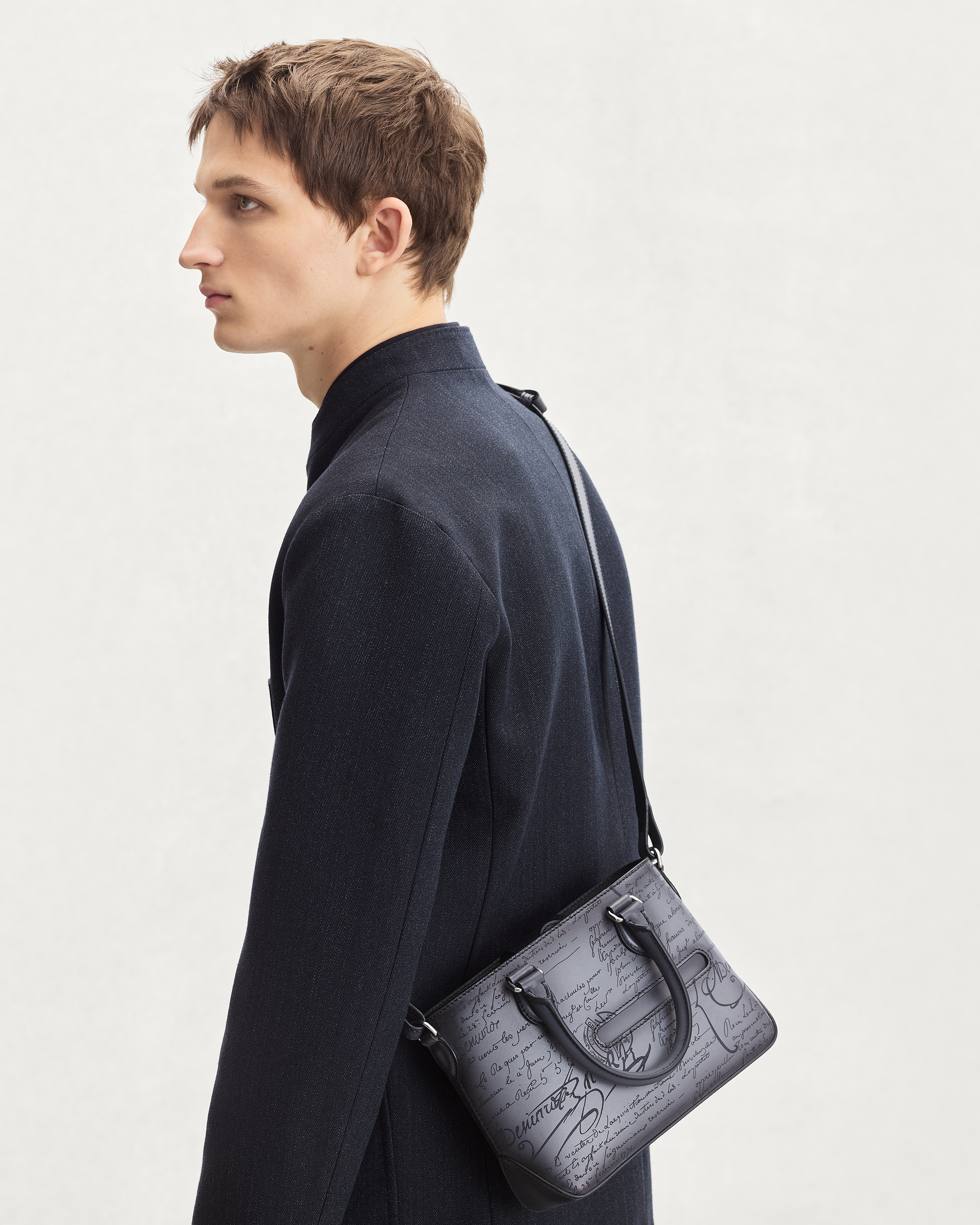 トゥジュール ガリバー メッセンジャー | ベルルッティ JP