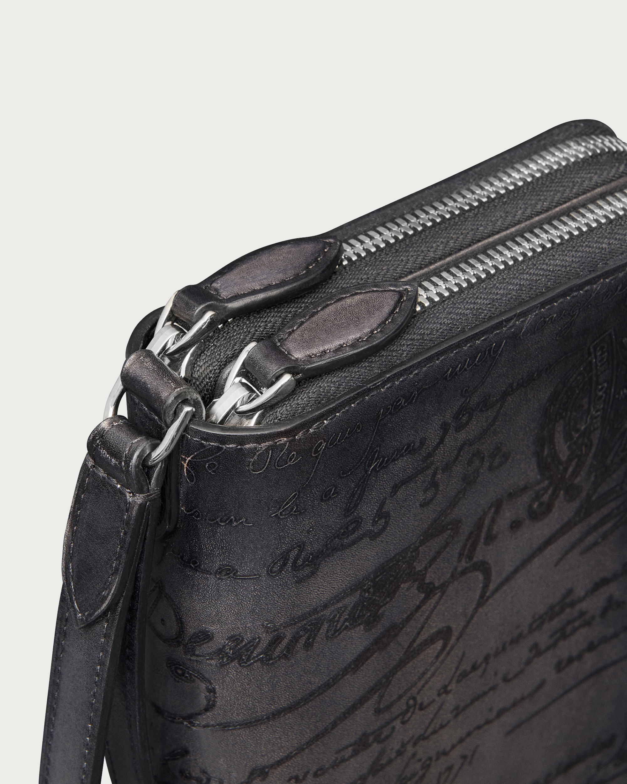 タリ マキシウォレット | ベルルッティ JP