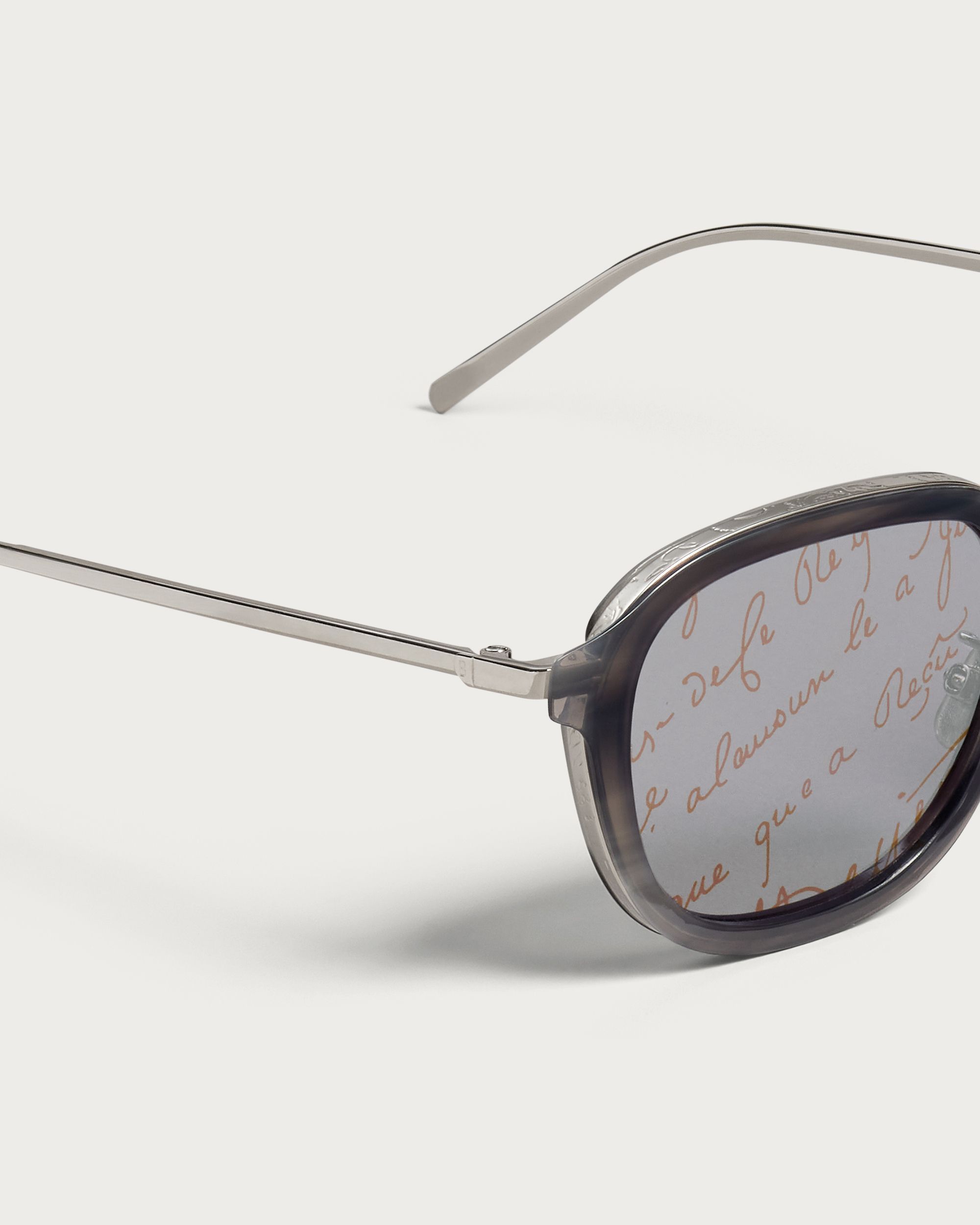 イクイノックス サングラス | ベルルッティ JP