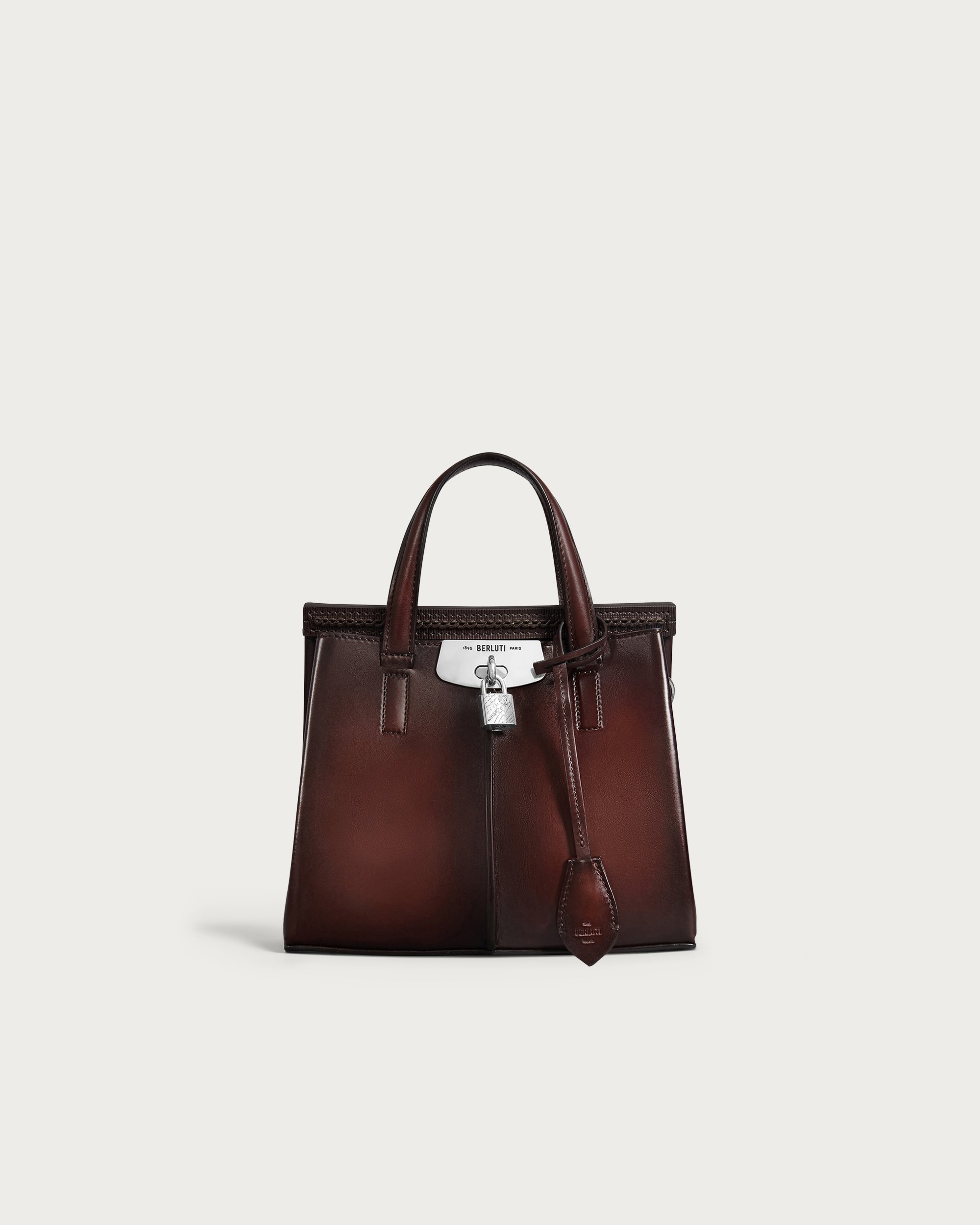 ルティ 25 メッセンジャーバッグ | ベルルッティ JP