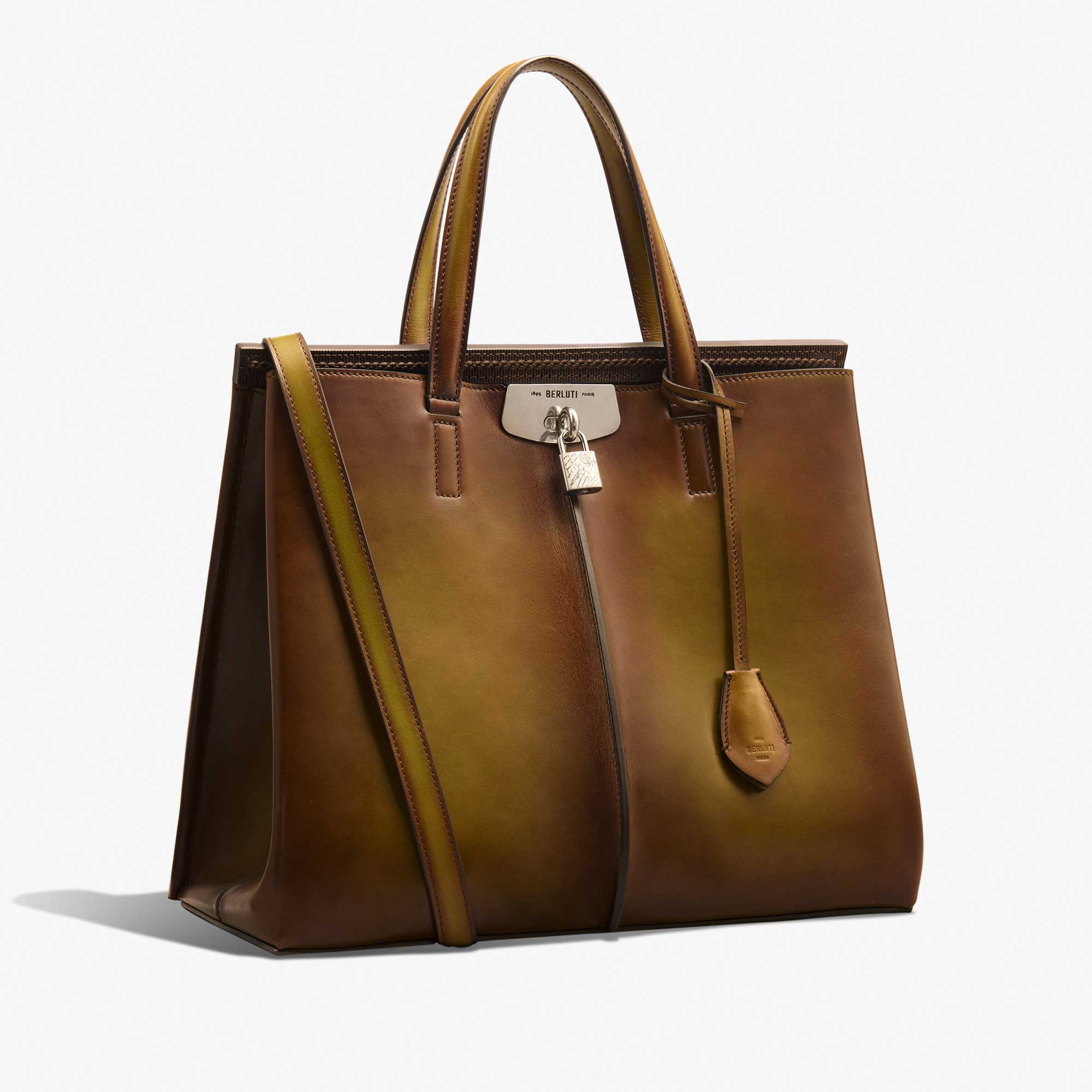 M291922_luti-38-leather-tote-